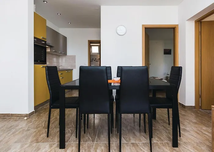 Two-bedroom In Апартаменты Вир